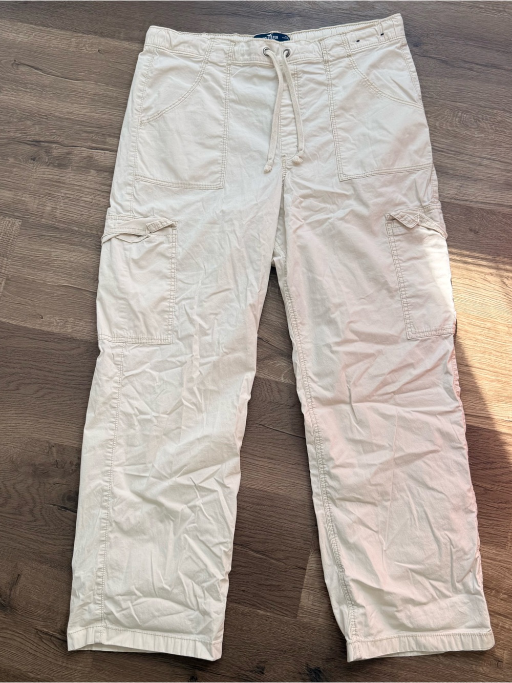 Hollister Adjustable-Rise Baggy Cargo Pants